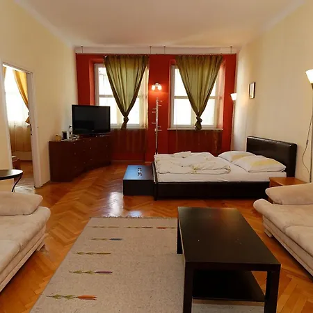 Apartman P&j Sw. Krzyza *