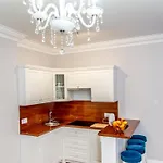 Apartman P&j Sw. Krzyza