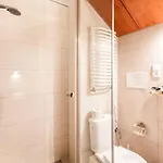 Apartman P&j Sw. Krzyza