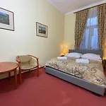 Apartman P&j Sw. Krzyza Krakkó