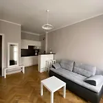 P&j Sw. Krzyza * Kraków