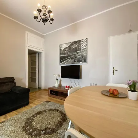 P&j Sw. Krzyza 아파트 크라쿠프