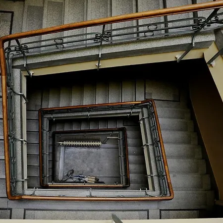 P&j Sw. Krzyza Krakow