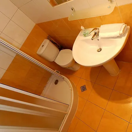 P&j Sw. Krzyza Krakow