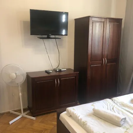 P&j Sw. Krzyza Daire