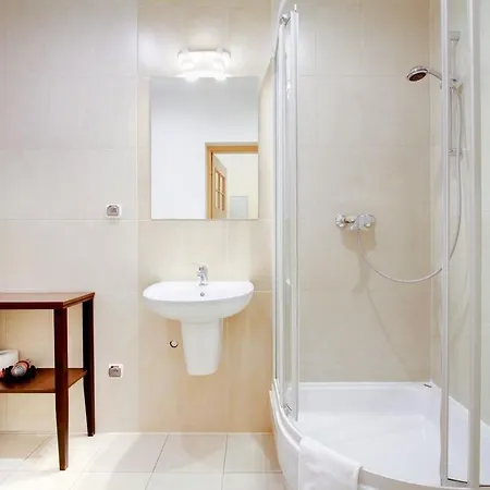 P&j Sw. Krzyza דירה