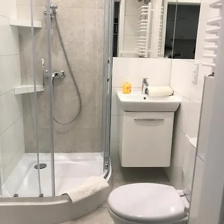 P&j Sw. Krzyza קרקוב