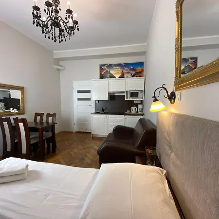 P&j Sw. Krzyza * קרקוב